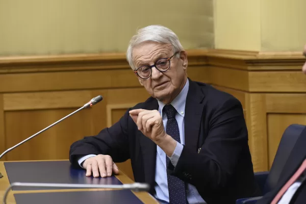 CORRADO CLINI PRESIDENTE ONORARIO ECOMED CORRADO CLINI PRESIDENTE ONORARIO ECOMED