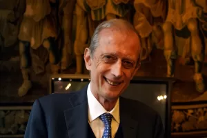 PIERO FASSINO POLITICO