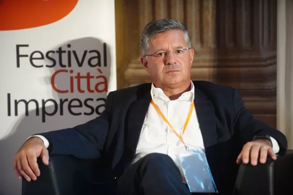 Vicenza, l’università che non c’era creata insieme alle aziende. Dalla Rosa: “Le difficoltà? Trattenere i giovani nel territorio”