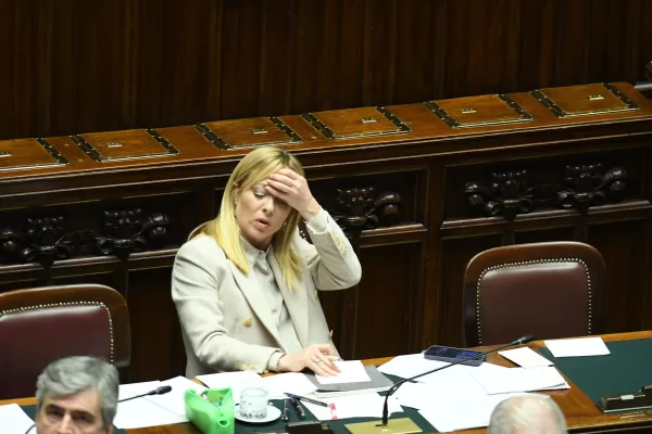 Milleproroghe, il brutto vizio (anche) del governo Meloni. Gli impegni e le scadenze non rispettate