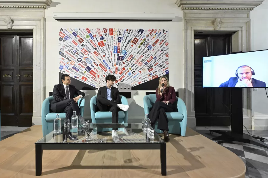 Dalla California all’Italia, l’App IA che sfida Meta