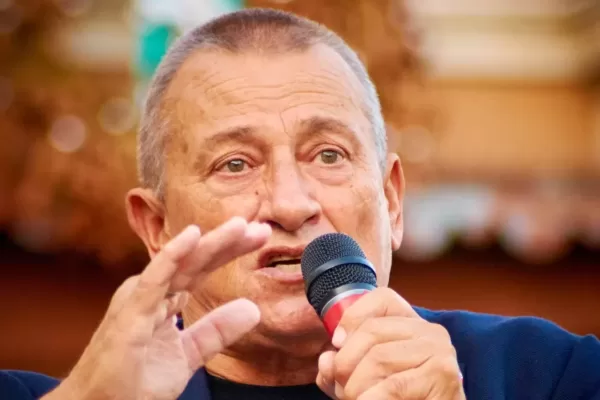 Szumski, il medico radiato che presiederà il primo Consiglio in Veneto: la storia, il voto di protesta e le ricette scritte in dialetto