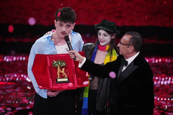 Olly wins the 75th Sanremo Festival 2025 during the final evening of 75th edition of the Sanremo Italian Song Festival at the Ariston Theatre in Sanremo, northern Italy – Saturday February 15, 2025. Entertainment. (Photo by Marco Alpozzi/LaPresse)