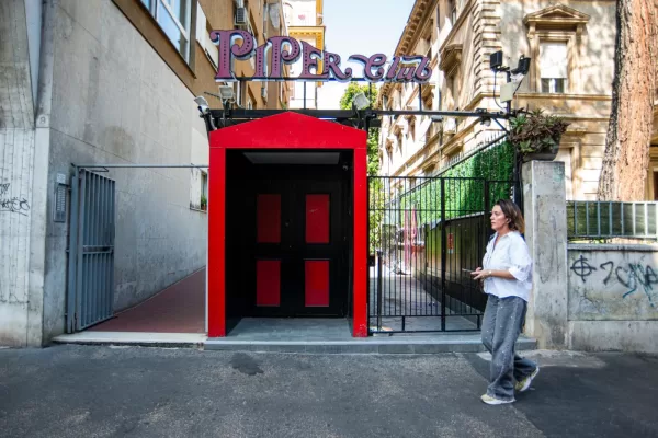 Roma, al Piper non c’è più fila. Quando entravano in mille per 400 posti