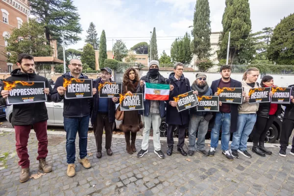 Riccardo Magi in occasione della manifestazione di +Europa a sostegno del popolo iraniano in rivolta davanti allAmbasciata della Repubblica Islamica dellIran a Roma Martedì 13 Gennaio  2026 (foto Mauro Scrobogna / LaPresse)  

Riccardo Magi at the +Europa demonstration in support of the Iranian people in revolt in front of the Embassy of the Islamic Republic of Iran in Rome Rome, Tuesday January 13 2026. (Photo by Mauro Scrobogna / LaPresse)