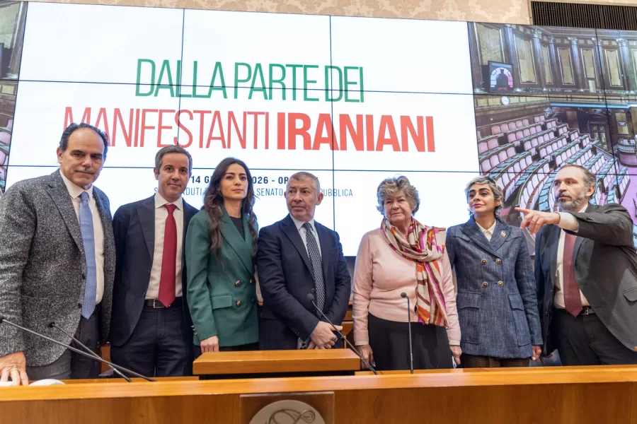 Filippo Sensi Pd, Susanna Camusso, Marco Lombardo AZ, Ivan Scalfrotto IV, Shervin Haravi, Rayhane Tabrizi, in occasione dellincontro con la stampa organizzato dai gruppi parlamentari dellopposizione con attivisti iraniani sulla situazione delle rivolte in Iran. Senato, Roma Mercoledì 14 Gennaio  2026 (foto Mauro Scrobogna / LaPresse)  

Filippo Sensi Pd, Susanna Camusso, Marco Lombardo AZ, Ivan Scalfrotto IV, Shervin Haravi, Rayhane Tabrizi on the occasion of the press conference organized by the opposition parliamentary groups with Iranian activists on the situation of the uprisings in Iran. Senate, Rome, Wednesday January 14 2026. (Photo by Mauro Scrobogna / LaPresse)