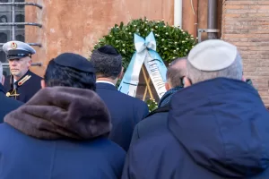 Giornata della Memoria, Meloni compie il passo definitivo nell’anno più difficile mentre l’opposizione dice no alla legge antisemitismo