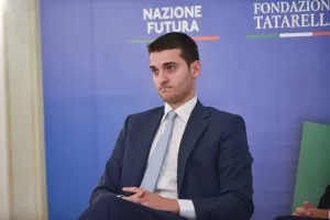 Futuro nazionale, bufera sul nuovo logo di Vannacci, Giubilei: “È uguale a quello di Nazione Futura. Sleale da parte sua, pronti alla diffida” Futuro nazionale, bufera sul nuovo logo di Vannacci, Giubilei: “È uguale a quello di Nazione Futura. Sleale da parte sua, pronti alla diffida”