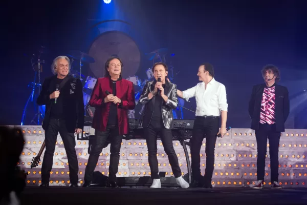 Sessant’anni di Pooh, il gruppo che raccontava l’Italia vera e il bisogno disperato di un istante di autenticità