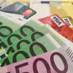 Pagamenti in contanti: l’assist al grande nero e al riciclaggio. Un bollo di 500 euro per spenderne fino a 10.000