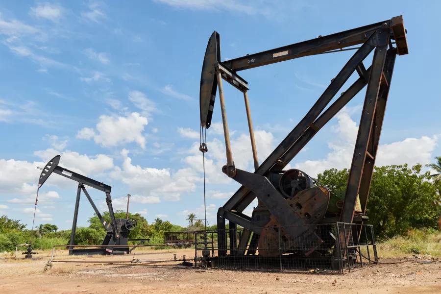 An abandoned oil pump jack stands in Cabimas, Venezuela, Wednesday, Jan. 7, 2026. (AP Photo/Edgar Frias)