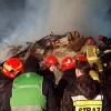 Strage di Capodanno a Crans-Montana: decine di morti nell’incendio del bar, italiani dispersi. Nello stesso edificio una sinagoga Strage di Capodanno a Crans-Montana: decine di morti nell’incendio del bar, italiani dispersi. Nello stesso edificio una sinagoga