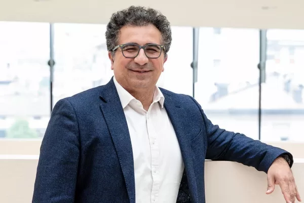 Proteste Iran, Abdolmohammadi assicura: “Movimento più compatto, la lotta è nella fase finale”