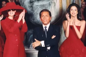 Valentino, l’ultimo imperatore dell’eleganza italiana Valentino, l’ultimo imperatore dell’eleganza italiana