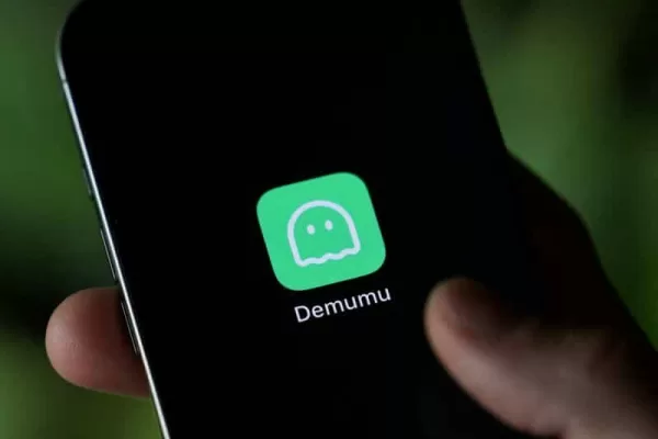 A logo of “Are you dead” app, or “Demumu” in its english version, a Chinese safety tool designed for people living alone, appears on a mobile phone in this illustration picture taken January 14, 2026. REUTERS/Tingshu Wang/Illustration