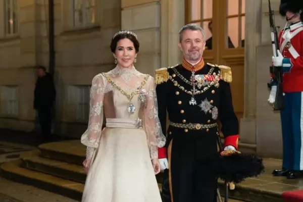 Come difendere la Groenlandia con una sola slitta per cani