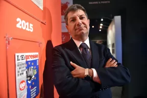 Vicinanza: “Se Schlein vuole governare l’Italia venga a Castellammare. Ruotolo? Ha solo girato il mio numero a Fitto”