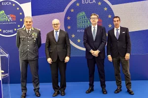 Nasce l’Autorità doganale della Ue, Roma si candida per diventare sede. Giorgetti: “Investimento strategico” Nasce l’Autorità doganale della Ue, Roma si candida per diventare sede. Giorgetti: “Investimento strategico”