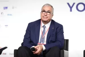 Board of Peace, l’ottimismo di Tufarelli: “Il governo ha le carte per essere protagonista, Trump sta usando un modello imprenditoriale che non ha paragoni in politica estera” Board of Peace, l’ottimismo di Tufarelli: “Il governo ha le carte per essere protagonista, Trump sta usando un modello imprenditoriale che non ha paragoni in politica estera”