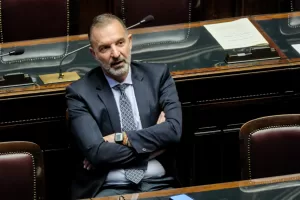 Veneto e giunta Stefani: le deleghe al leghista Bitonci e il cambio di passo dall’era Zaia. Un perimetro ancora da riempire Veneto e giunta Stefani: le deleghe al leghista Bitonci e il cambio di passo dall’era Zaia. Un perimetro ancora da riempire