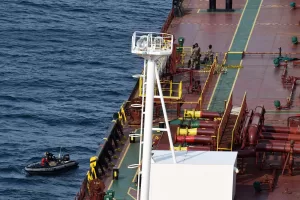 Soldiers stand on the deck on the tanker Boracay that allegedly belongs to Russia’s so-called shadow fleet, Thursday, Oct. 2, 2025, off Saint-Nazaire, France’s Atlantic coast. (AP Photo/Mathieu Pattier) 


Associated Press / LaPresse
Only italy and spain
