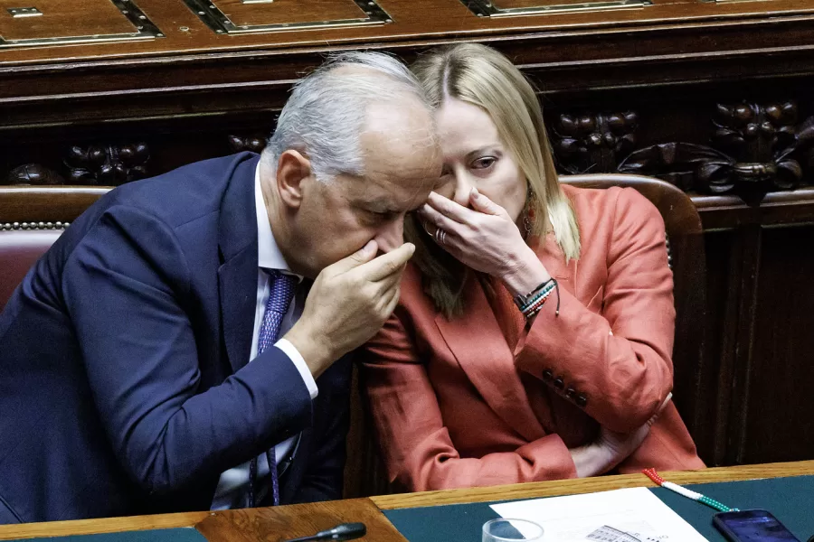 La presidente del Consiglio Giorgia Meloni e il ministro dell’Interno Matteo Piantedosi nell’aula della Camera dei deputati in occasione del voto sull’autorizzazione a procedere in giudizio in relazione al caso Almasri, Roma, Giovedì 9 Ottobre 2025 (Foto Roberto Monaldo / LaPresse) 

Premier Giorgia Meloni and Interior minister Matteo Piantedosi in the Chamber of deputies during the vote on the authorization to proceed to trial in relation to the Almasri case, Rome, Thursday, October 9, 2025 (Photo by Roberto Monaldo / LaPresse)