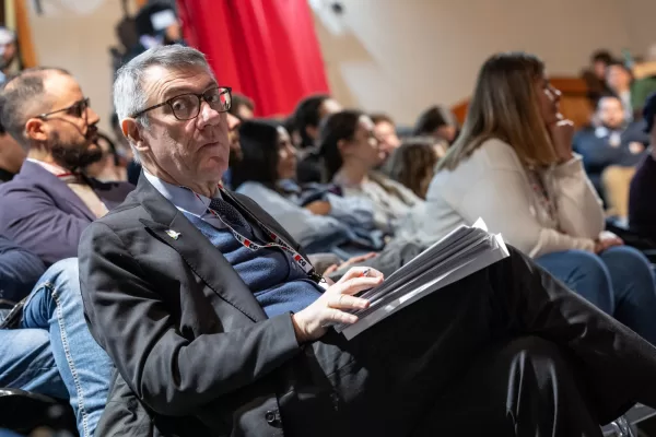 il Segretario generale CGIL Maurizio Landini in occasione delliniziativa ci siamo, pensare un mondo e una cgil, possibili tenutosi al centro sociale spin time labs.  Roma Giovedì 22 Gennaio  2026 (foto Mauro Scrobogna / LaPresse)  

 CGIL General Secretary Maurizio Landini at the initiative “We’re here, thinking about a possible world and a CGIL,” held at the Spin Time Labs social center. Rome, Thursday January 22 2026. (Photo by Mauro Scrobogna / LaPresse)