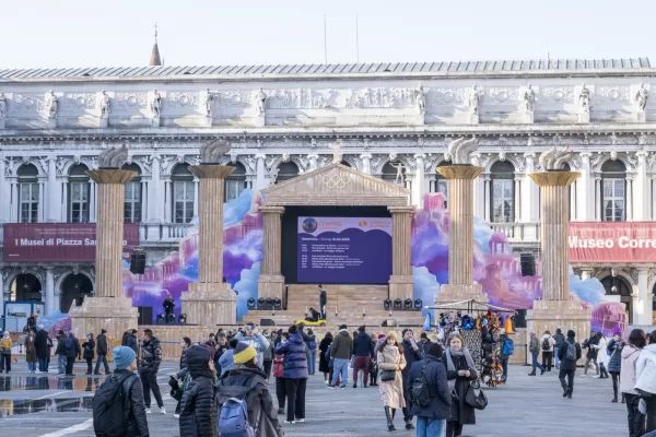 Olimpiadi Milano Cortina, Carnevale di Venezia  in Piazza San Marco a Venezia – Italia 01 Febbraio 2026 Venezia – Italia  ( Foto Elisa La Boria/LaPresse) 

Milan Cortina Olympics, Venice Carnival in Piazza San Marco in Venice – Italy 01 February 2026 Venice – Italy (Photo Elisa La Boria/LaPresse)