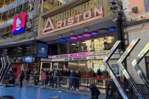 Sanremo 2026, prima serata: l’ordine di esibizione dei cantanti in gara. Apre Ditonellapiaga, Fedez e Masini a metà scaletta Sanremo 2026, prima serata: l’ordine di esibizione dei cantanti in gara. Apre Ditonellapiaga, Fedez e Masini a metà scaletta