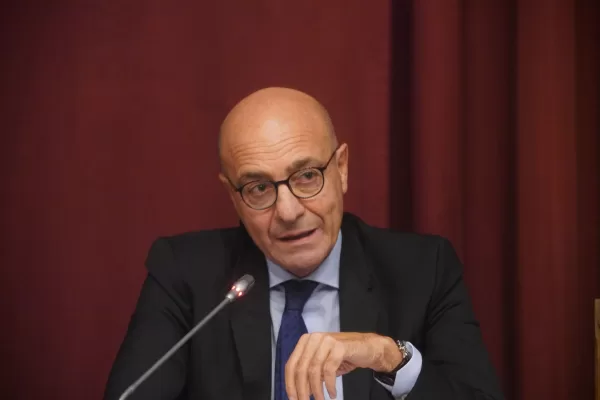 NICOLA LATORRE PRESIDENTE COMMISSIONE DIFESA SENATO