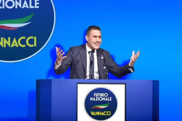 FUTURO NAZIONALE LOGO PARTITO ROBERTO  VANNACCI ELAB