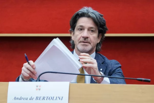 Il consigliere del PD che vota Sì. De Bertolini: “Il centrosinistra lavorava a questa riforma da decenni. Le correnti hanno contaminato il Csm”