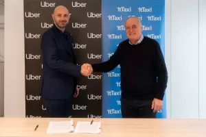 Commissioni invariate e +40% di corse: l’asse Uber-itTaxi punta sulla stabilità Commissioni invariate e +40% di corse: l’asse Uber-itTaxi punta sulla stabilità