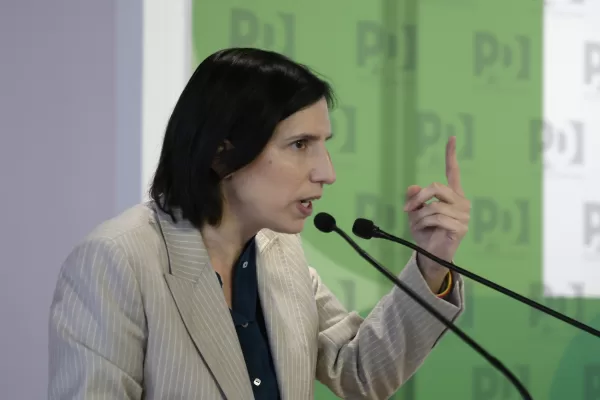 La segretaria Elly Schlein alla Direzione Nazionale del Partito Democratico — Roma—Italia —Venerdì 06 Febbraio  2026 – Politica – (foto di Cecilia Fabiano/ LaPresse) 
Secretary Elly Schlein at National Leadership Reunion of Democratic Party — Rome—Italy Friday January 6, 2026 – Politics  – (photo by Cecilia Fabiano/LaPresse)