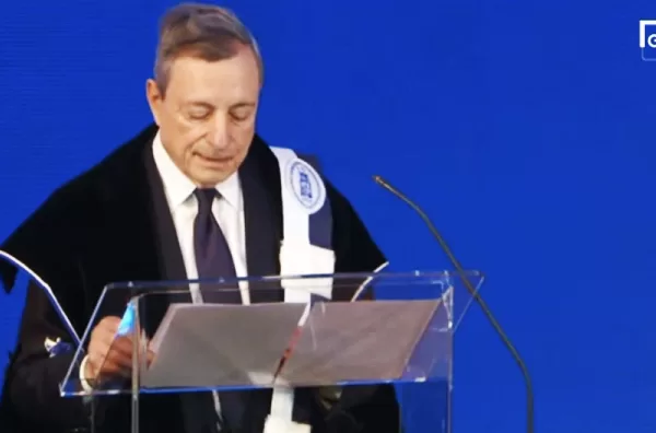 Draghi invoca il federalismo pragmatico dell’Europa