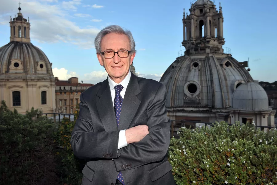 Morto Mimmo Liguoro. L’“Elogio del giornalista” pianto dalla Rai e dalla sua Torre del Greco