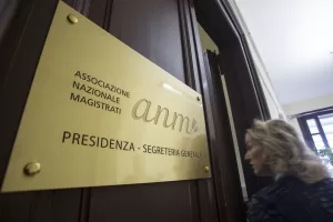 Non solo referendum: la Riforma Cartabia, la responsabilità civile e gli scioperi. Le posizioni negli anni dell’ANM Non solo referendum: la Riforma Cartabia, la responsabilità civile e gli scioperi. Le posizioni negli anni dell’ANM