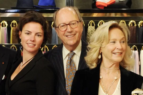 Addio a Mariano Rubinacci, icona di eleganza senza tempo: la sua sartoria ha conquistato il mondo