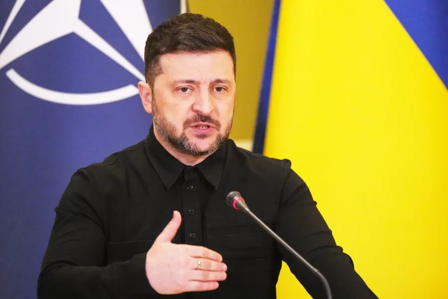 Ukrainian President Volodymyr Zelenskyy speaks during a joint news conference with NATO Secretary General Mark Rutte, in Kyiv, Ukraine, Tuesday, Feb. 3, 2026. (AP Photo/Sergei Grits)





Associate Press/ LaPresse
Only Italy and Spain