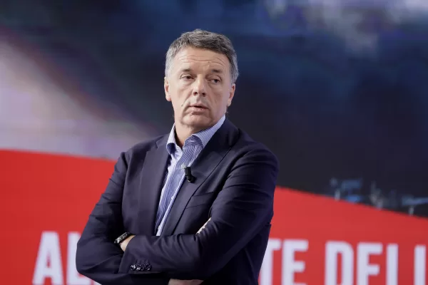 Sinistra: primarie tra dicembre e gennaio, tensione riformisti-Schlein. Renzi: “Se ci dividiamo Meloni governa altri 5 anni” Sinistra: primarie tra dicembre e gennaio, tensione riformisti-Schlein. Renzi: “Se ci dividiamo Meloni governa altri 5 anni”