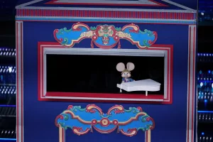 Lucio Corsi and Topo Gigio during the fourth evening of 75th edition of the Sanremo Italian Song Festival at the Ariston Theatre in Sanremo, northern Italy – Friday, February 14, 2025. Entertainment. (Photo by Marco Alpozzi/LaPresse)