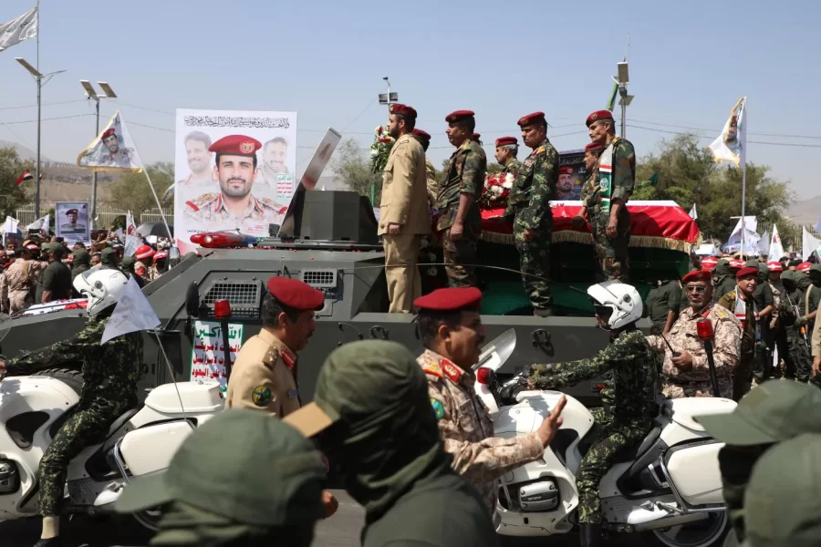 Houthi servicemen carry the coffin of Maj. Gen. Muhammad Abdul Karim al-Ghamari, who died after Israeli attack, during his funeral outside the people’s mosque in Sanaa, Yemen, Monday, Oct. 20, 2025. (AP Photo/Osamah Abdulrahman)