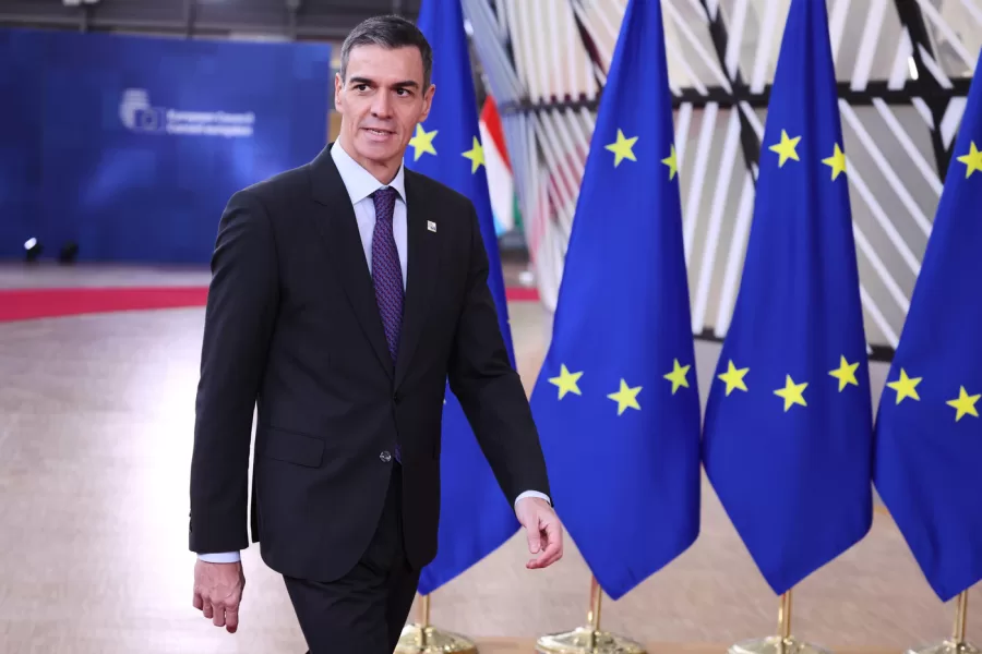Spain’s Prime Minister Pedro Sanchez arrives for the EU Summit in Brussels, Thursday, Dec. 18, 2025. (AP Photo/Omar Havana)





Associate Press/ LaPresse
Only Italy and Spain