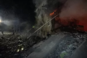 Firefighters put out the fire in an multi-storey apartment building following a Russian missile attack in Kharkiv, Ukraine, Saturday, March 7, 2026. (AP Photo/Andrii Marienko) Firefighters put out the fire in an multi-storey apartment building following a Russian missile attack in Kharkiv, Ukraine, Saturday, March 7, 2026. (AP Photo/Andrii Marienko)