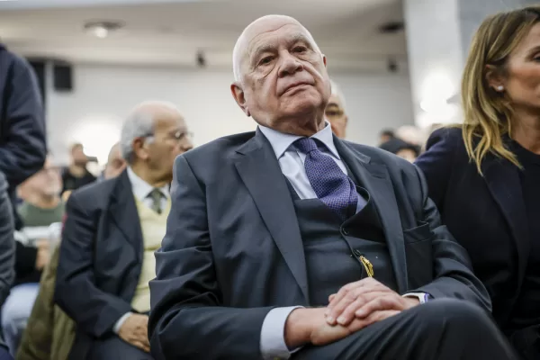 Il ministro della giustizia Carlo Nordio presenzia al convegno organizzato da Fratelli dItalia per promuovere il Sì al prossimo referendum costituzionale, Torino. Italia – news – Martedì ,10 Marzo, 2026 (photo Giulio Lapone/LaPresse).
Justice Minister Carlo Nordio attends the conference organized by the Brothers of Italy party to promote a “Yes” vote in the upcoming constitutional referendum, Turin. Italy – News – Tuesday, March 10, 2026 (photo Giulio Lapone/LaPresse). Il ministro della giustizia Carlo Nordio presenzia al convegno organizzato da Fratelli dItalia per promuovere il Sì al prossimo referendum costituzionale, Torino. Italia – news – Martedì ,10 Marzo, 2026 (photo Giulio Lapone/LaPresse).
Justice Minister Carlo Nordio attends the conference organized by the Brothers of Italy party to promote a “Yes” vote in the upcoming constitutional referendum, Turin. Italy – News – Tuesday, March 10, 2026 (photo Giulio Lapone/LaPresse).