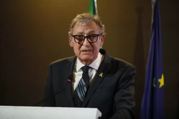 UMBERTO COSTI, POLITICO