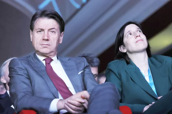 Elly Schlein e Giuseppe Conte assistono all’ Assemblea Naionale della CNA  — Roma—Italia —Giovedì 04 Dicembre 2025 – Politica – (foto di Cecilia Fabiano/ LaPresse) 
Elly Schlein e Giuseppe Conte at CNA National  Assembly — Rome—Italy —Thursday December 4, 2025 – Politics  – (photo by Cecilia Fabiano/LaPresse)