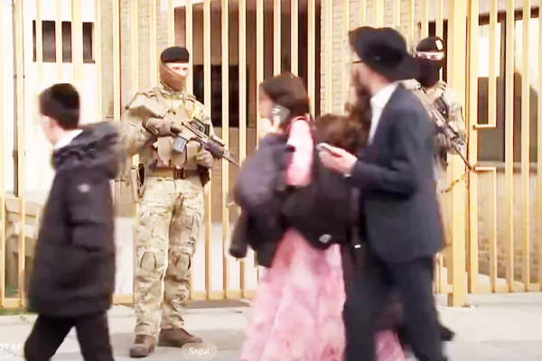 Normalità antisemita in Europa, soldati a difesa degli ebrei in Belgio