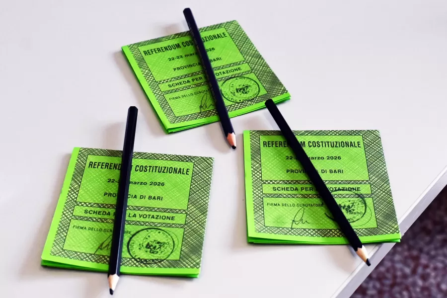 SEGGIO     ELETTORALE    REFERENDUM   COSTITUZIONALE   SEZIONI  SCHEDA  SCHEDE  MATITA  MATITE