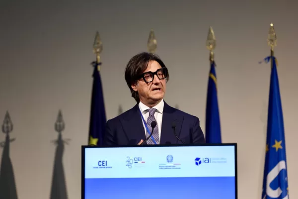 Energia e commercio, come difenderci dalla crisi. Caiata: “L’Europa decida cosa vuol fare da grande”